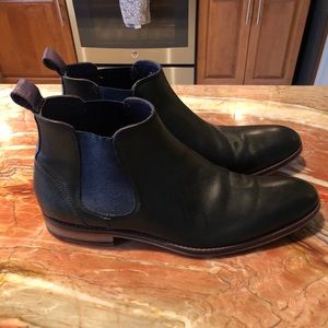 Black leather Ted Baker Chelsea Boots